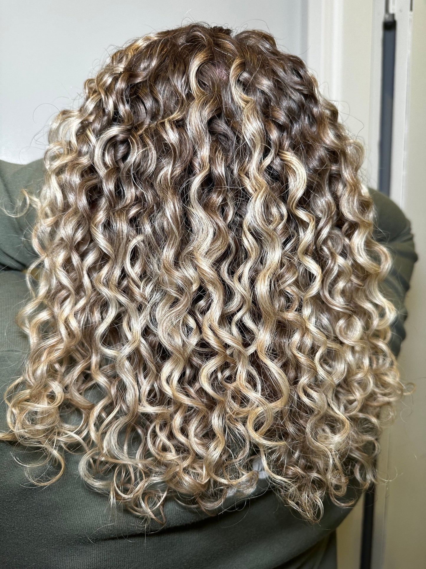 Smooth Smoothing Balm - Mia Wagner Salon