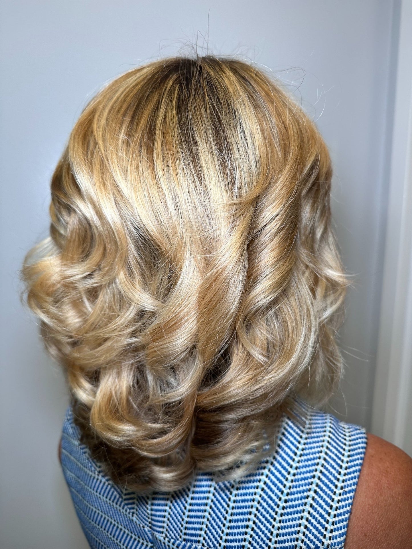 Ultimate Hair Repair Leave - in Therapy - Mia Wagner Salon