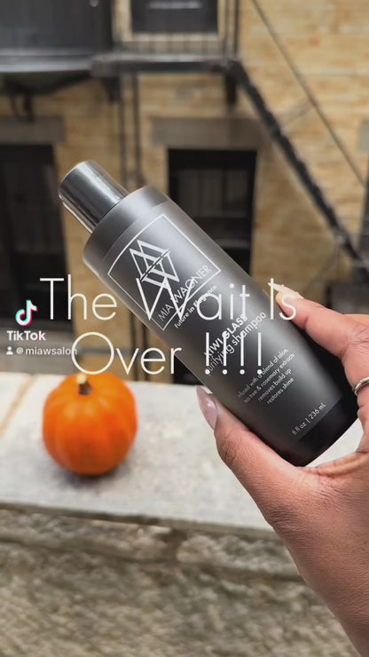 Kiwi Glass Purifying Shampoo – Sulfate-Free, Clarifying, Color-Safe | Tea Tree & Aloe Formula